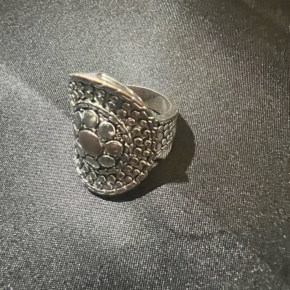 Statement Silver Tone Peruvian Sunburst Ring - image 2